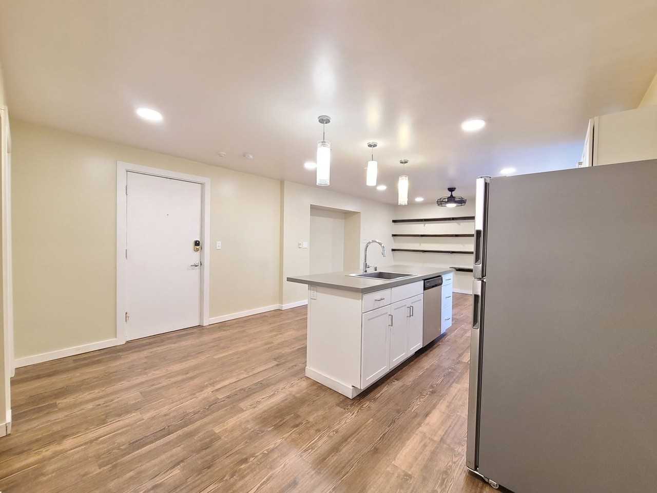 507 S Howard - Photo 7 of 41