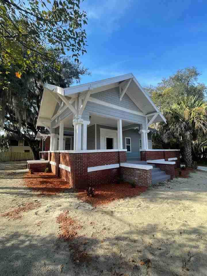 4302 N Pearl Street - Photo 3 of 14