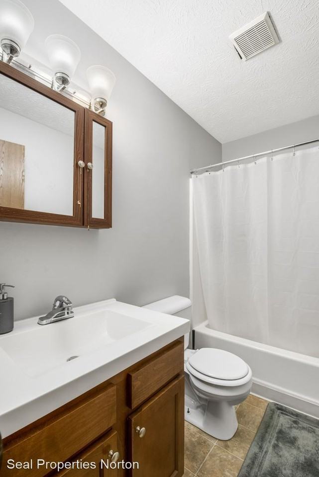 3757 S. Cleveland Massillon Road - Photo 3 of 10