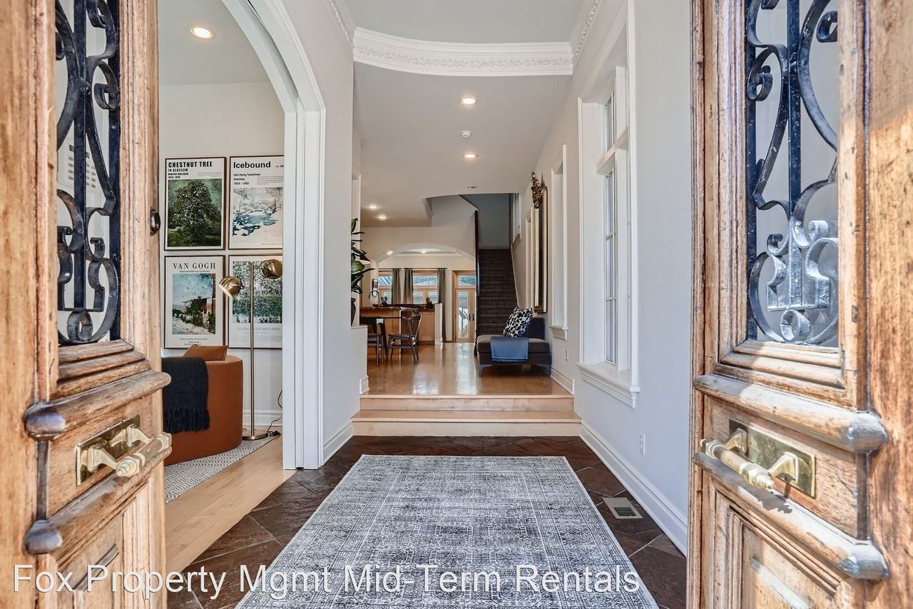 2431 Stout St - Photo 2 of 28