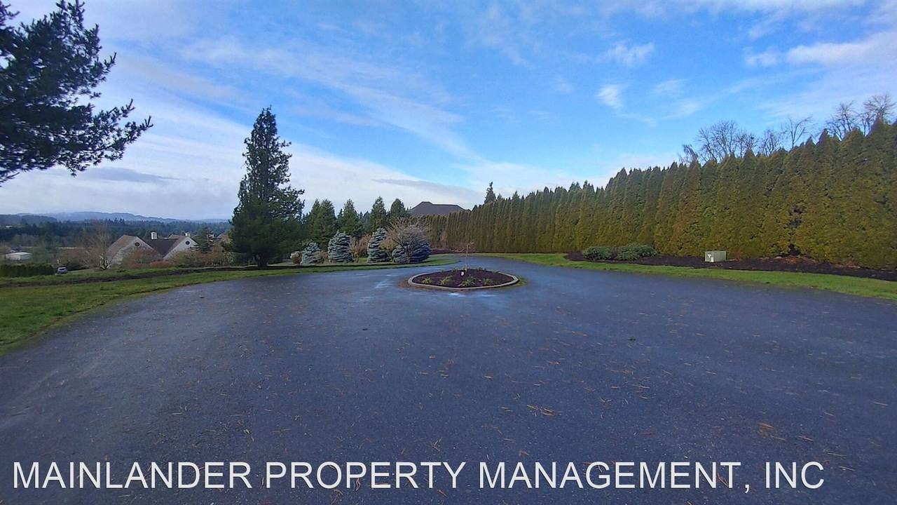 22182 Sw Oak Hill Ln - Photo 3 of 50