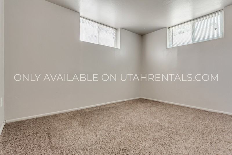 322 E Robert Ave #2 - Photo 6 of 11