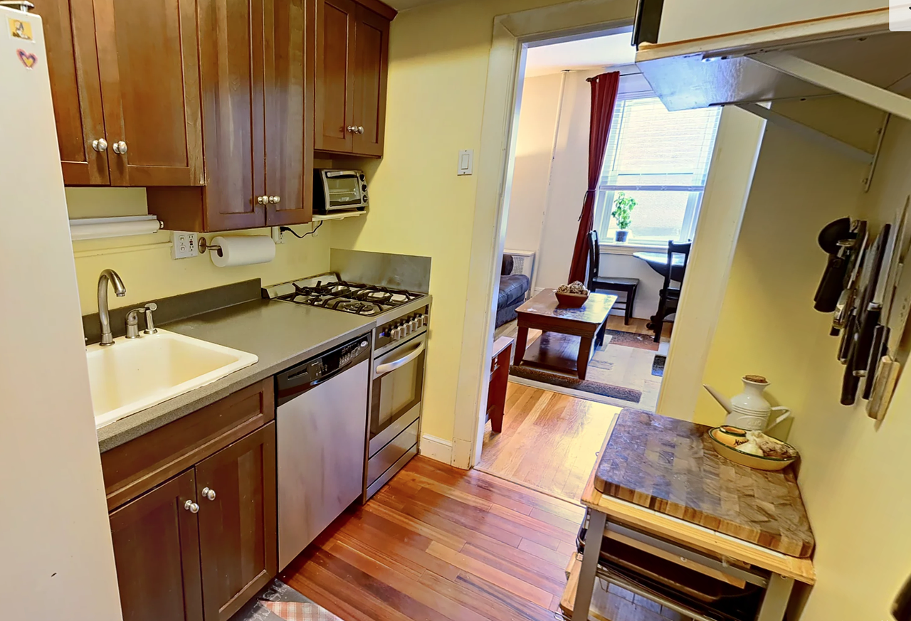 48 Dwight St #2 - Photo 4 of 13