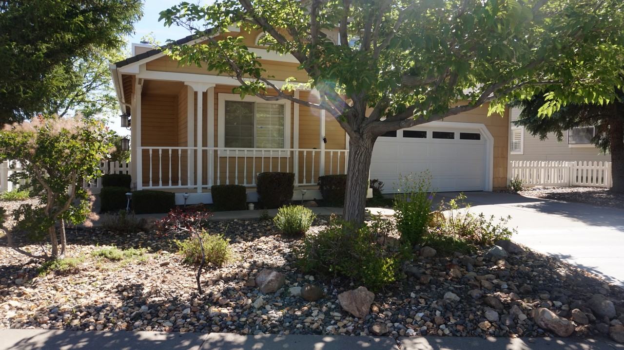 2014 Brighton Ct - Photo 2 of 18