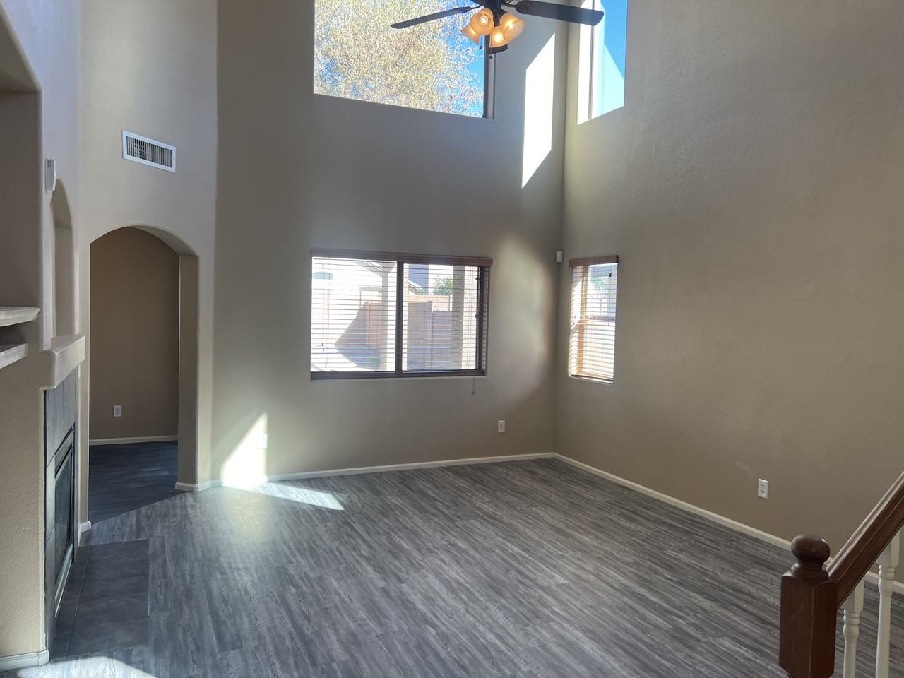 1090 E Taylor Trl - Photo 2 of 23