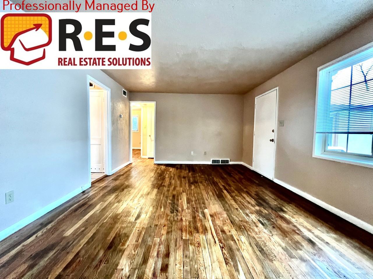 425 N 30th St - Photo 3 of 12