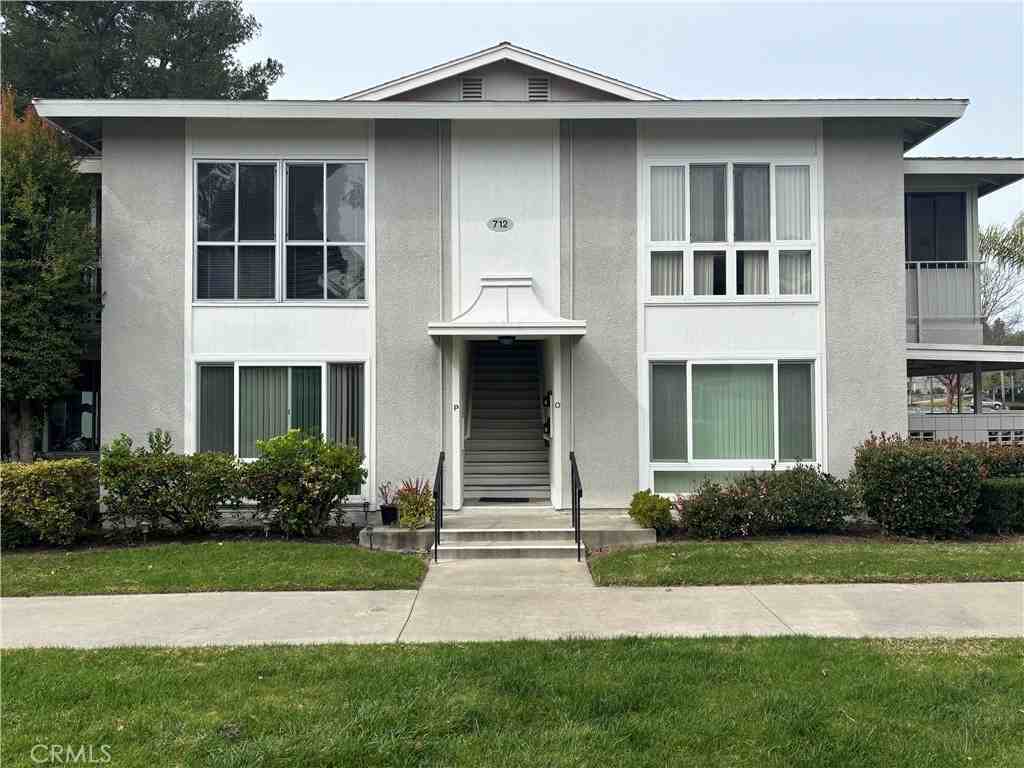 712 Avenida Majorca O, Laguna Woods, CA 92637 1 Bedroom Apartment