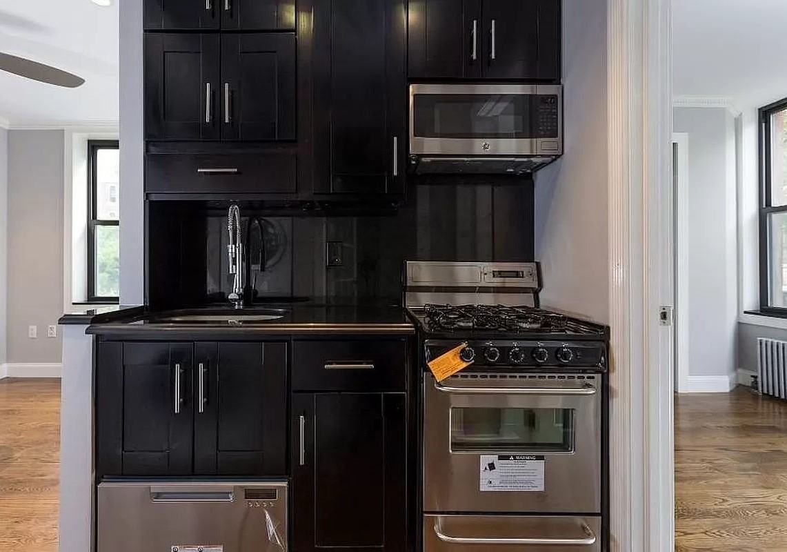 158 Avenue C #1 - Photo 4 of 7