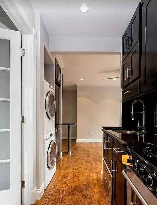 158 Avenue C #1 - Photo 5 of 7