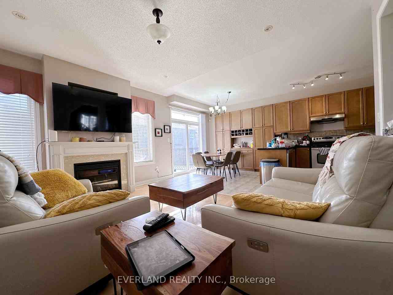 19 Sequoia Grove Drive - Photo 2 of 7