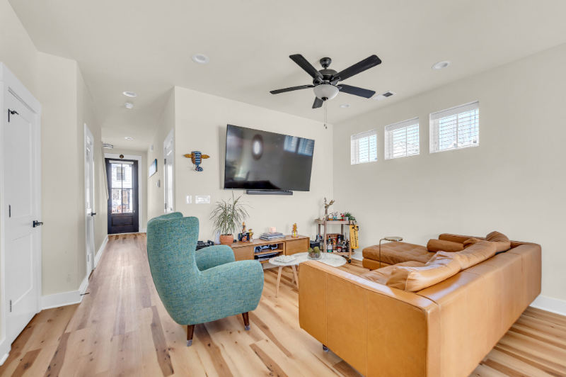 540 Taffy Way - Photo 6 of 35