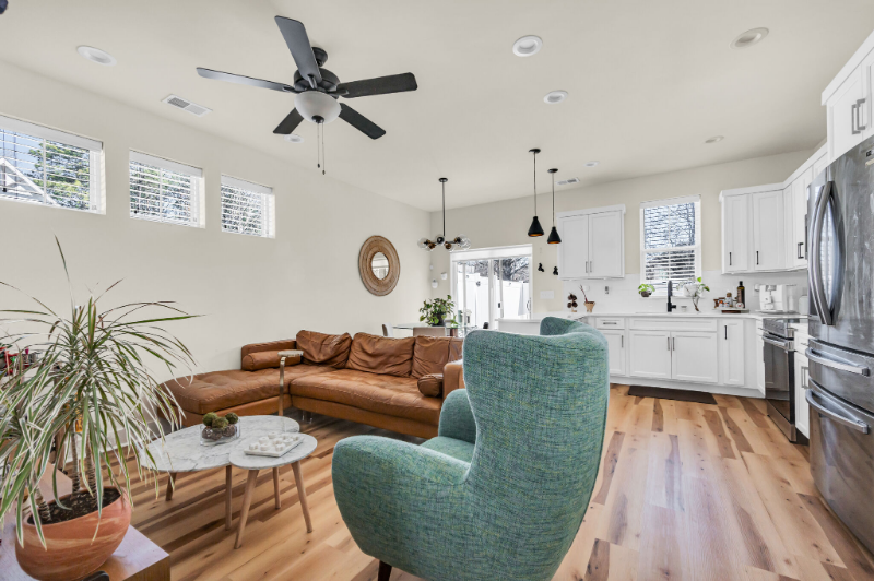 540 Taffy Way - Photo 7 of 35