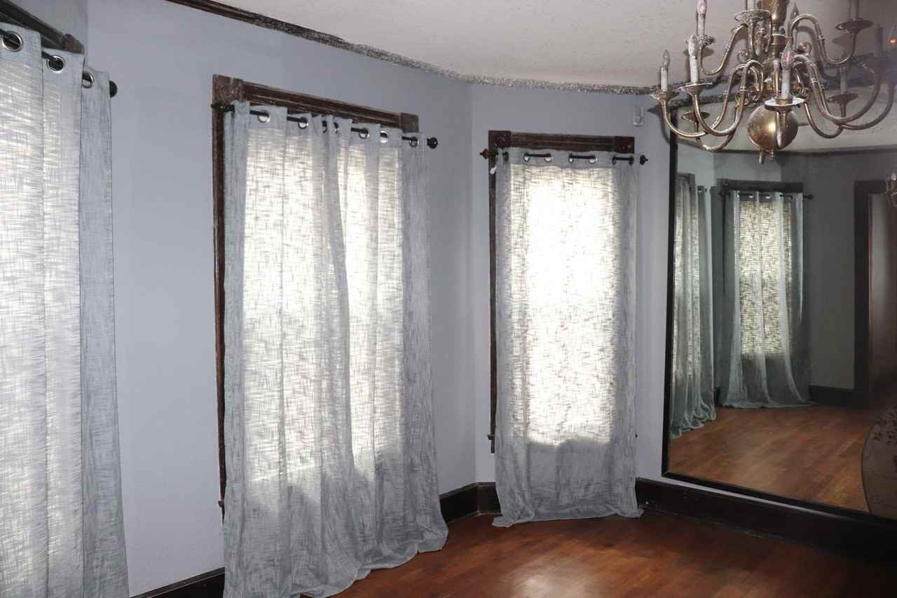 1327 Sw Lincoln St - Photo 2 of 12