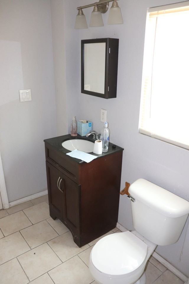 1327 Sw Lincoln St - Photo 6 of 12