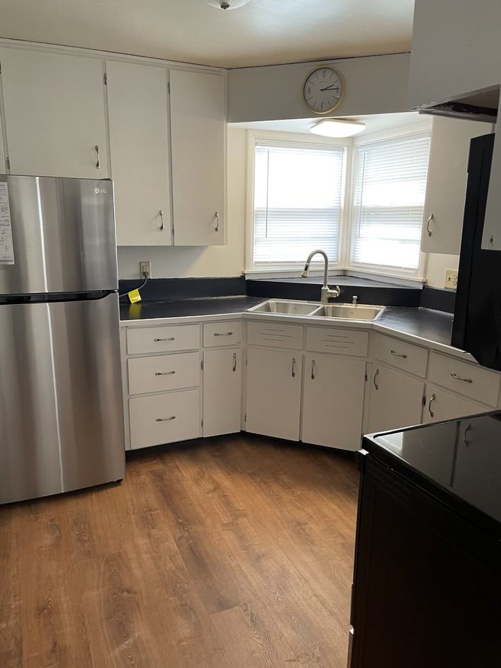 600 Wilson Ave Ne #NA - Photo 3 of 12