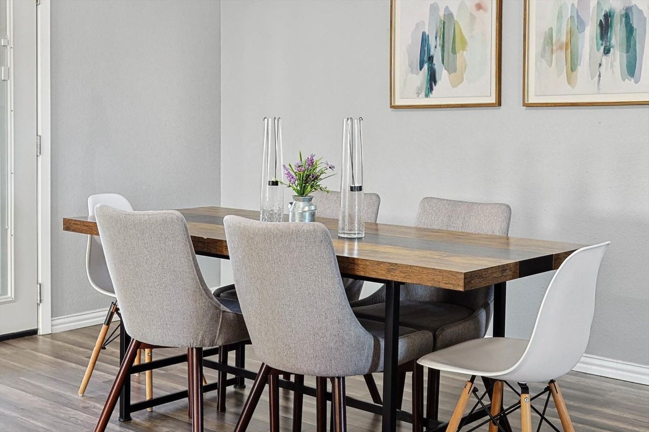 3206 Heather Glen Dr #NA - Photo 3 of 43