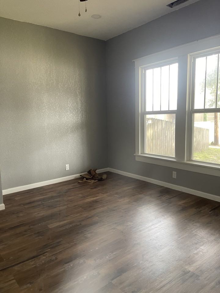 514 E Highland Ave #NA - Photo 7 of 29