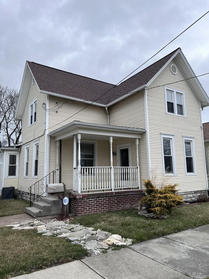601 West Madison Street, Sandusky, OH 44870 3 bedroom House Rental