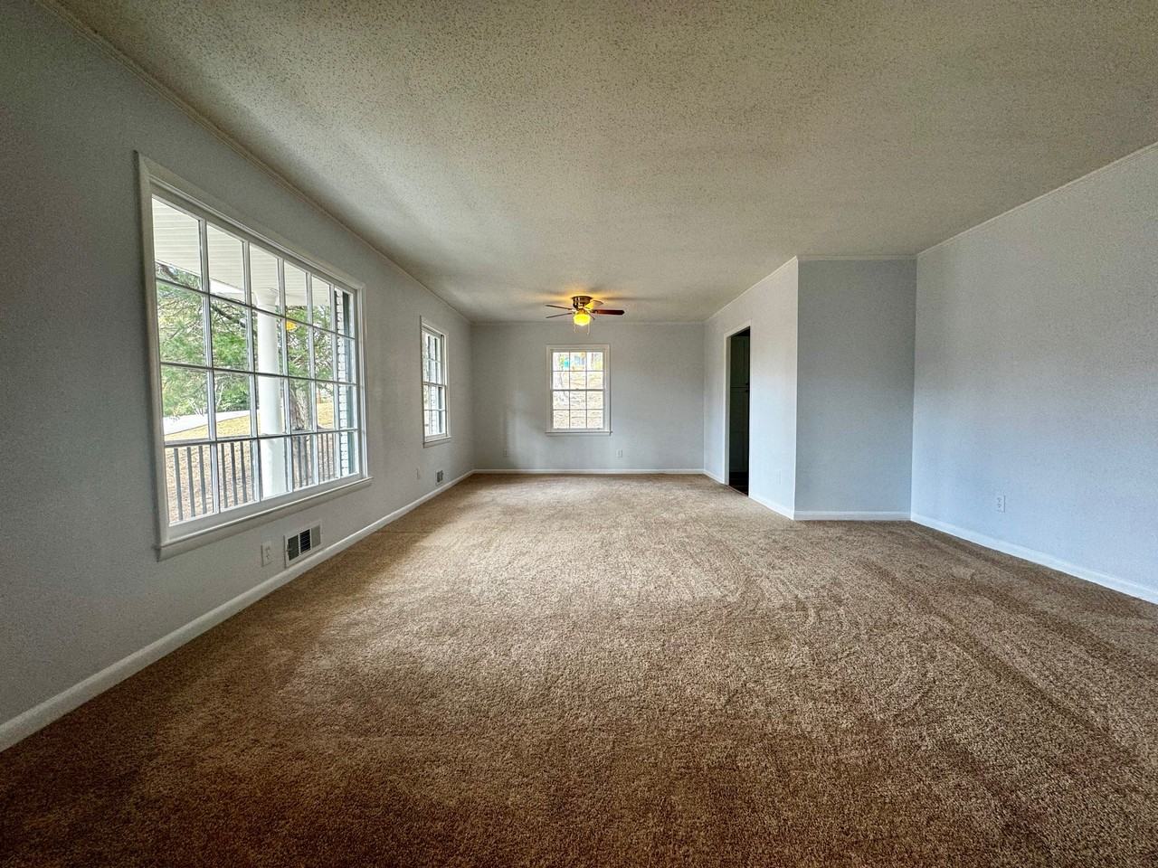 215 Rivermont Rd #1 - Photo 5 of 30