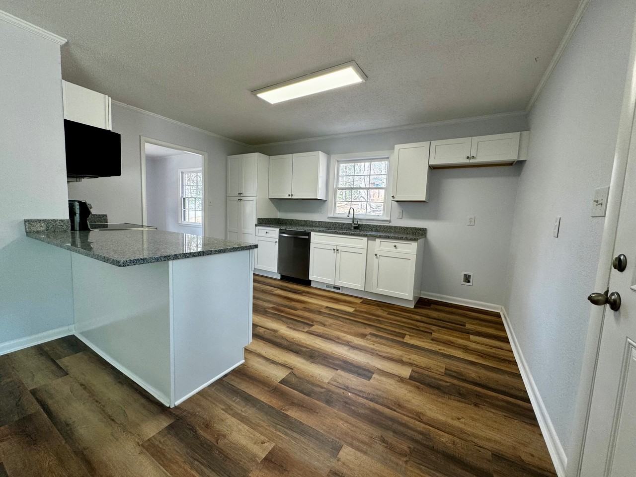 215 Rivermont Rd #1 - Photo 7 of 30