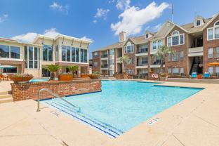 The Village at Bellaire Apartments - Photo 1 of 1