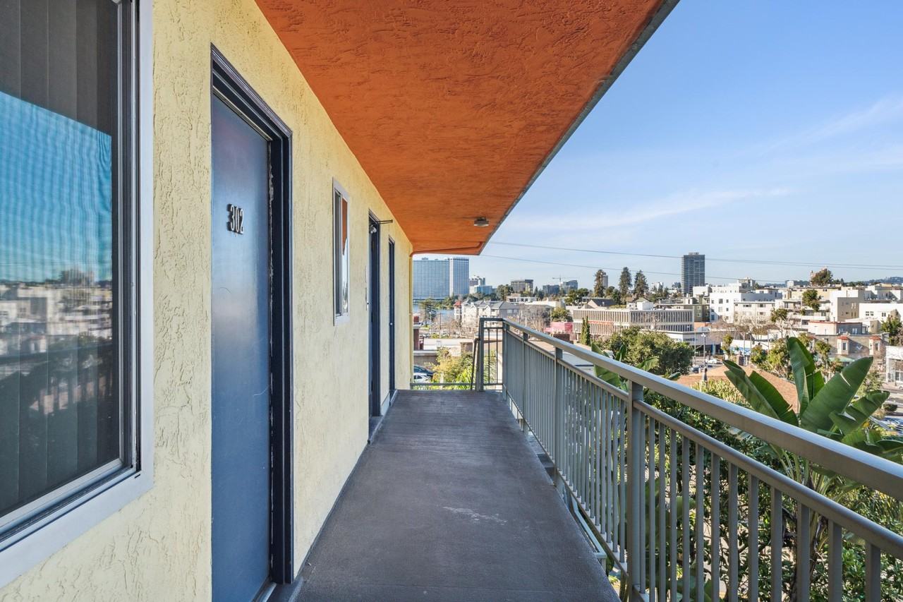 1738 4th Avenue #302 - Photo 3 of 17