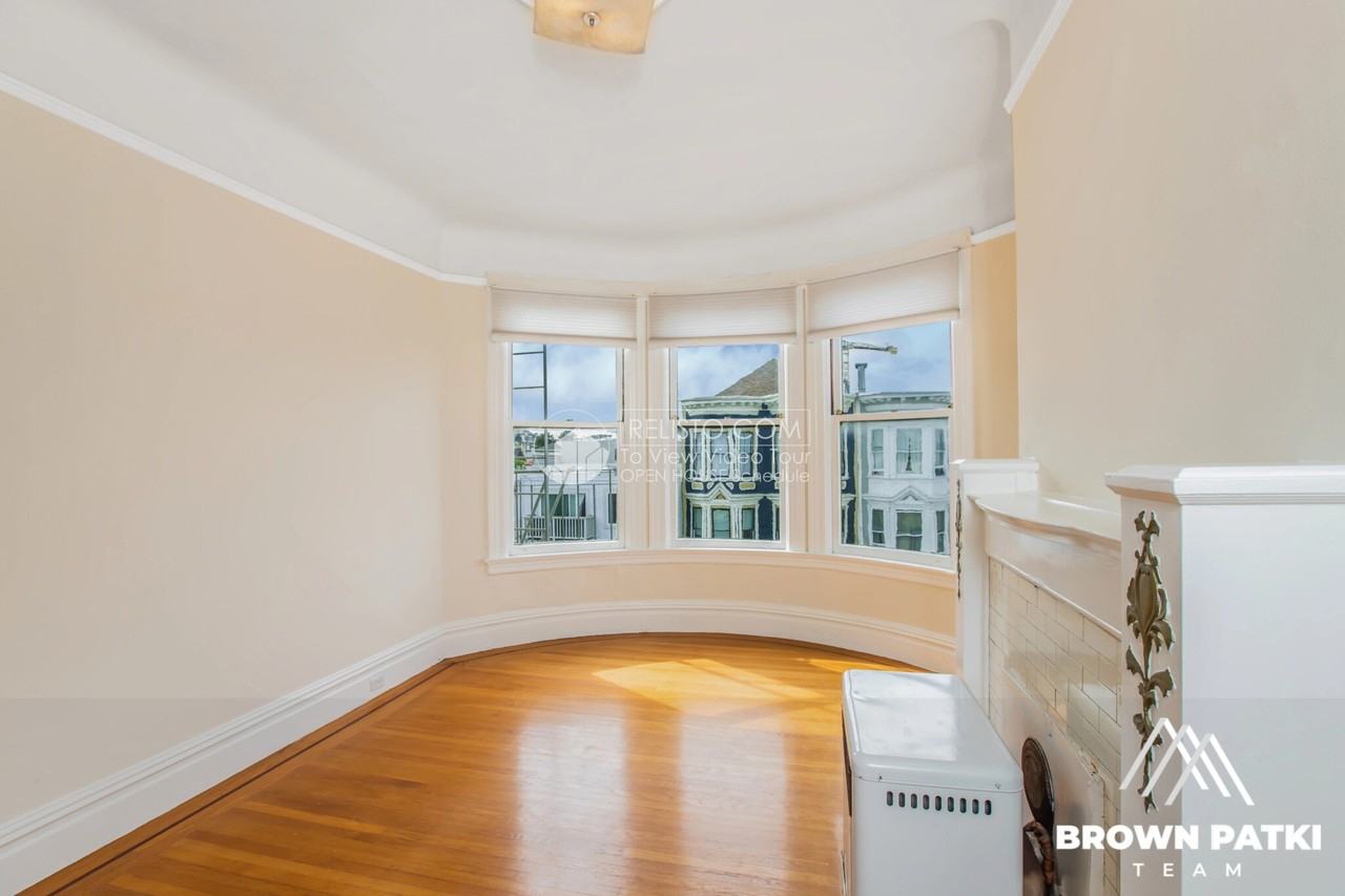 646 Cole St #5 - Photo 3 of 10