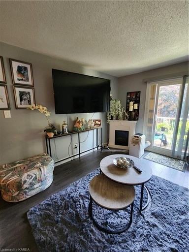 561 Armstrong Rd - Photo 2 of 13