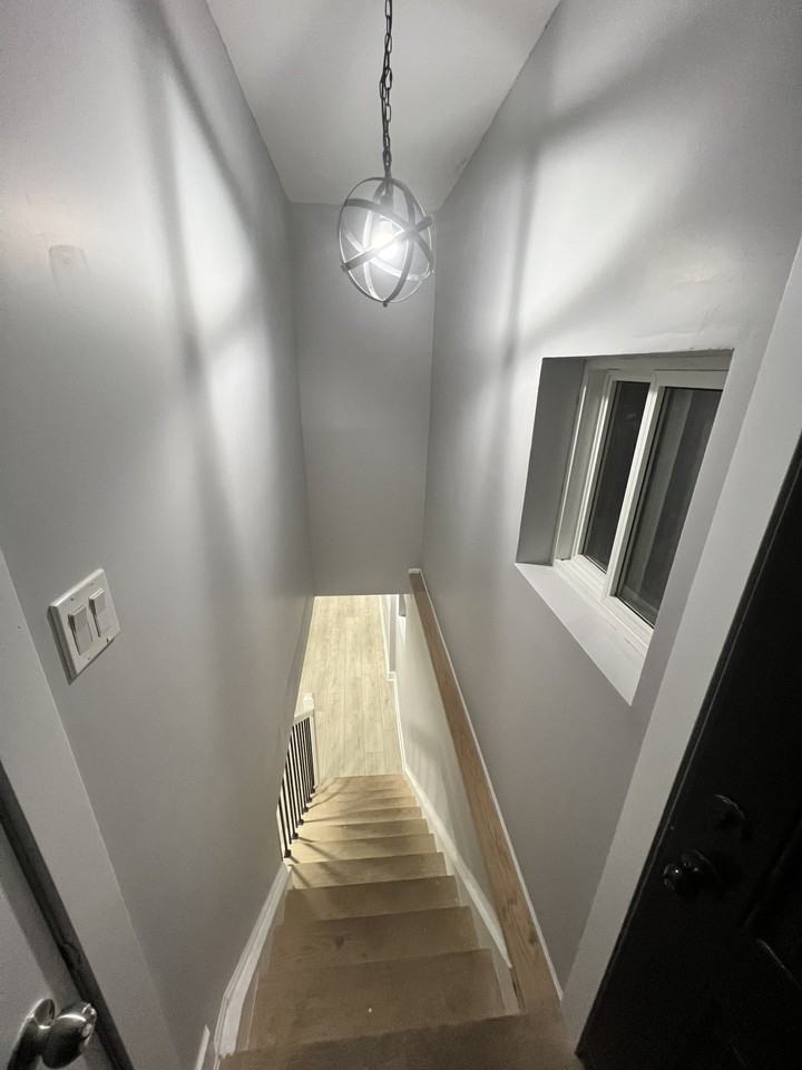 2 Fairglen Crescent - Photo 2 of 17