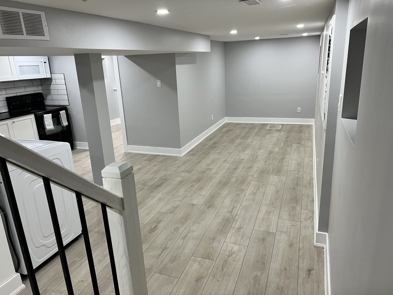 2 Fairglen Crescent - Photo 3 of 17