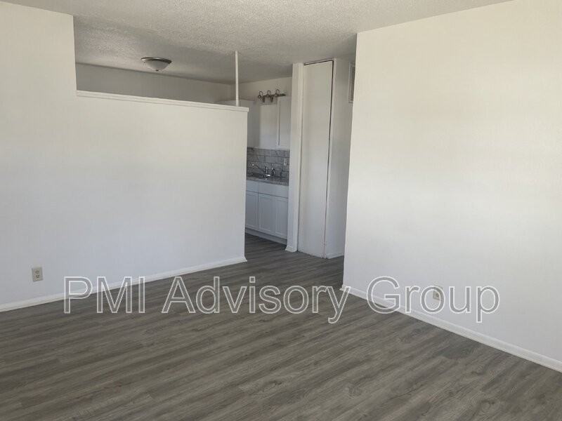 224 Se Lime St - Photo 2 of 14