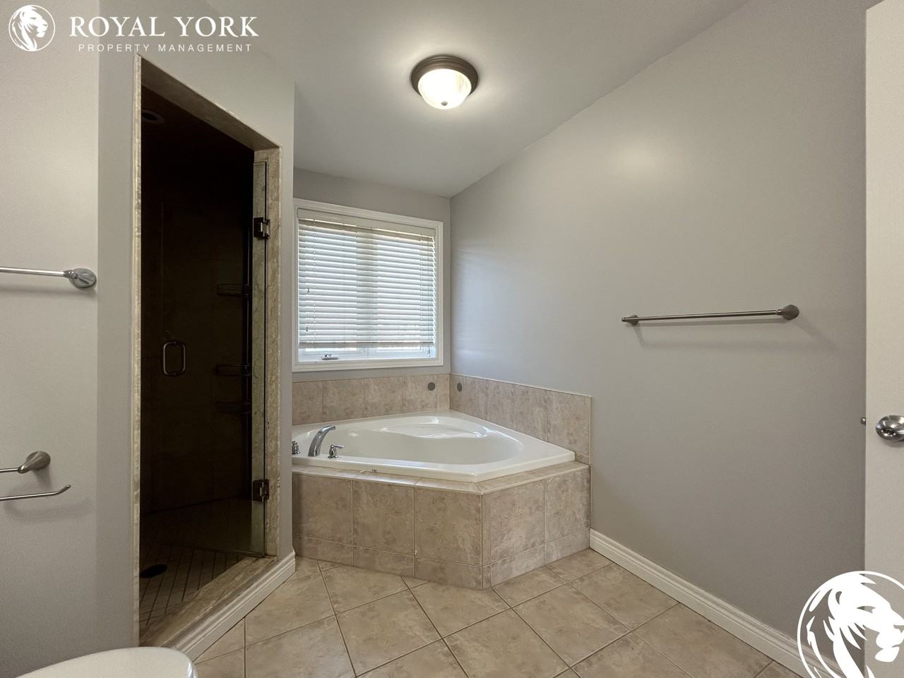 109 Whitefish Cres #1 - Photo 3 of 32
