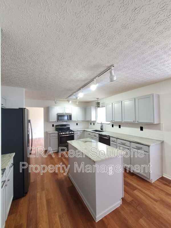 1388 Kellerman Ct - Photo 2 of 37