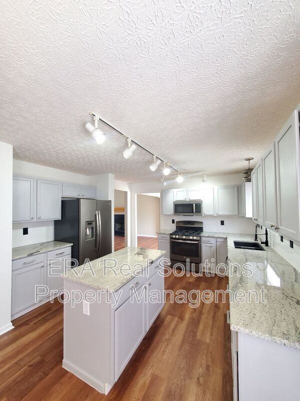 1388 Kellerman Ct - Photo 3 of 37