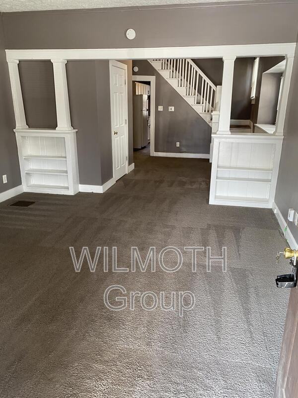 4214 E Washington St - Photo 2 of 13