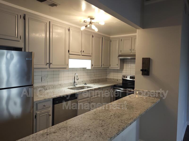 1731 Twin Brooks Dr Se - Photo 4 of 16