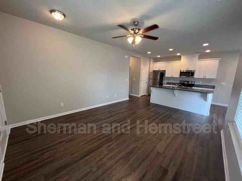 645 Dobhill Ln #645 - Photo 3 of 11