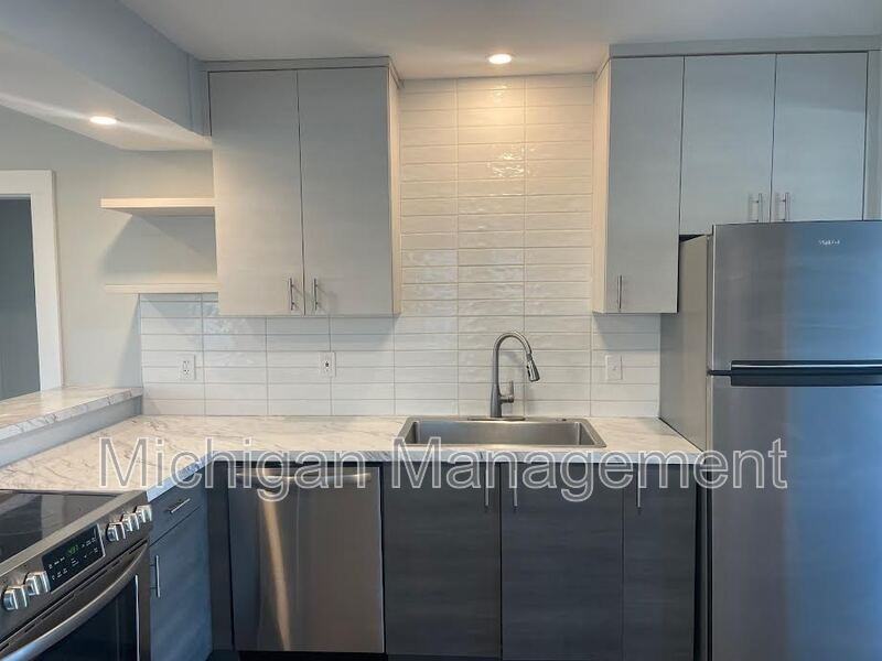 3738 Edgar Ave - Photo 2 of 14