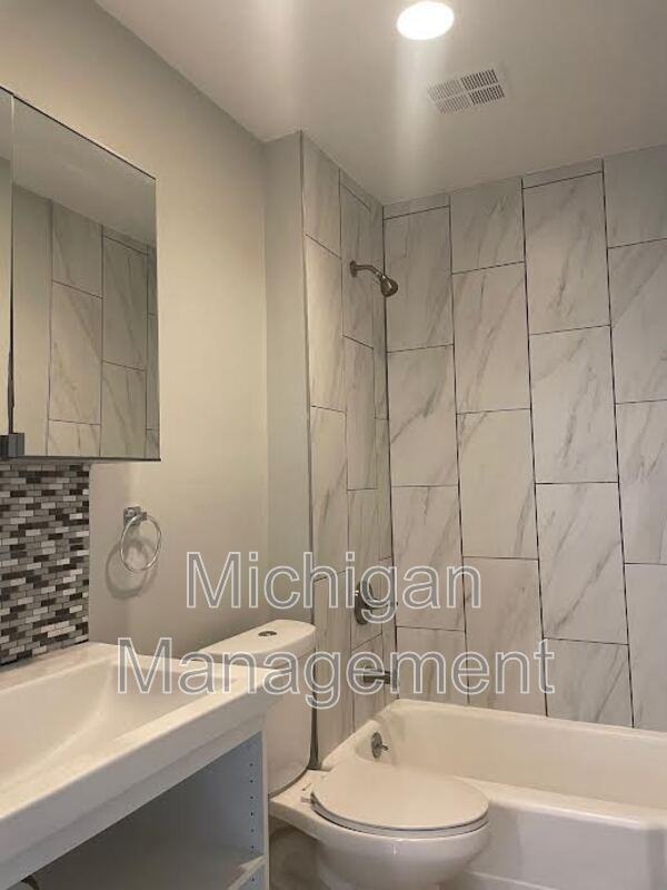 3738 Edgar Ave - Photo 7 of 14