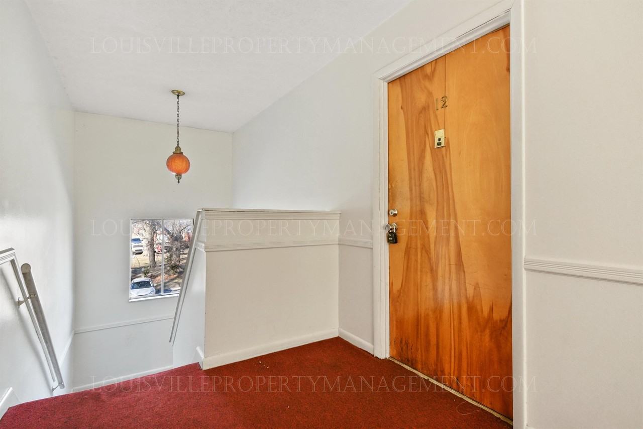 Ravenwood Apartments 1601 Gagel Ave, Louisville, KY 40216 Zumper