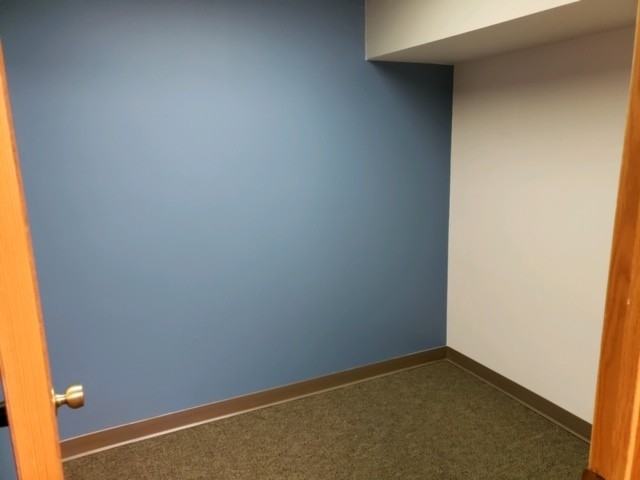 423 Northeast 4th Street - Photo 2 of 7