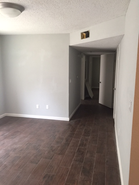 511 South Main Street - Photo 5 of 18