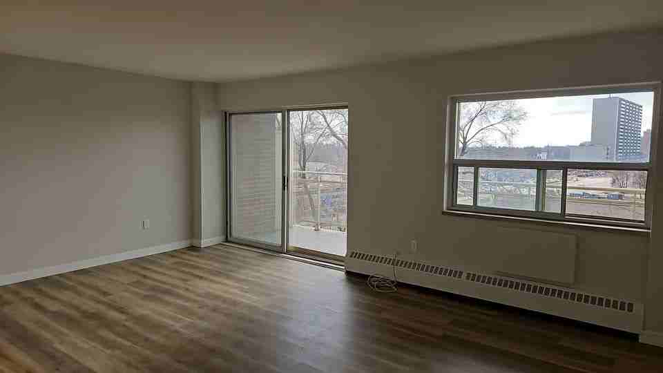 6210 Yonge Street #705