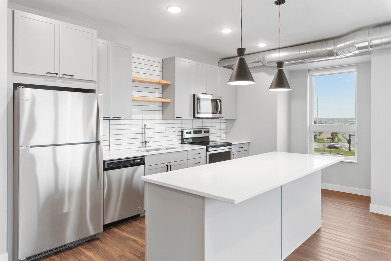 Uptown & Main - Photo 4 of 50