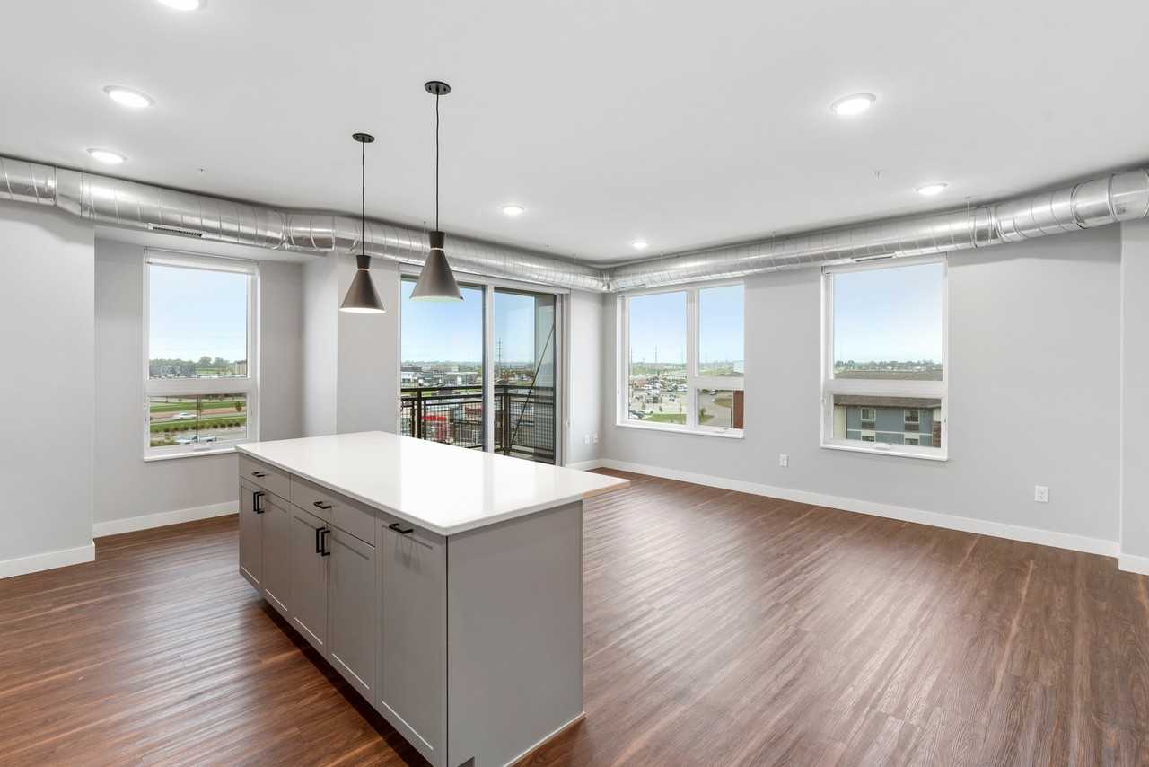 Uptown & Main - Photo 5 of 50