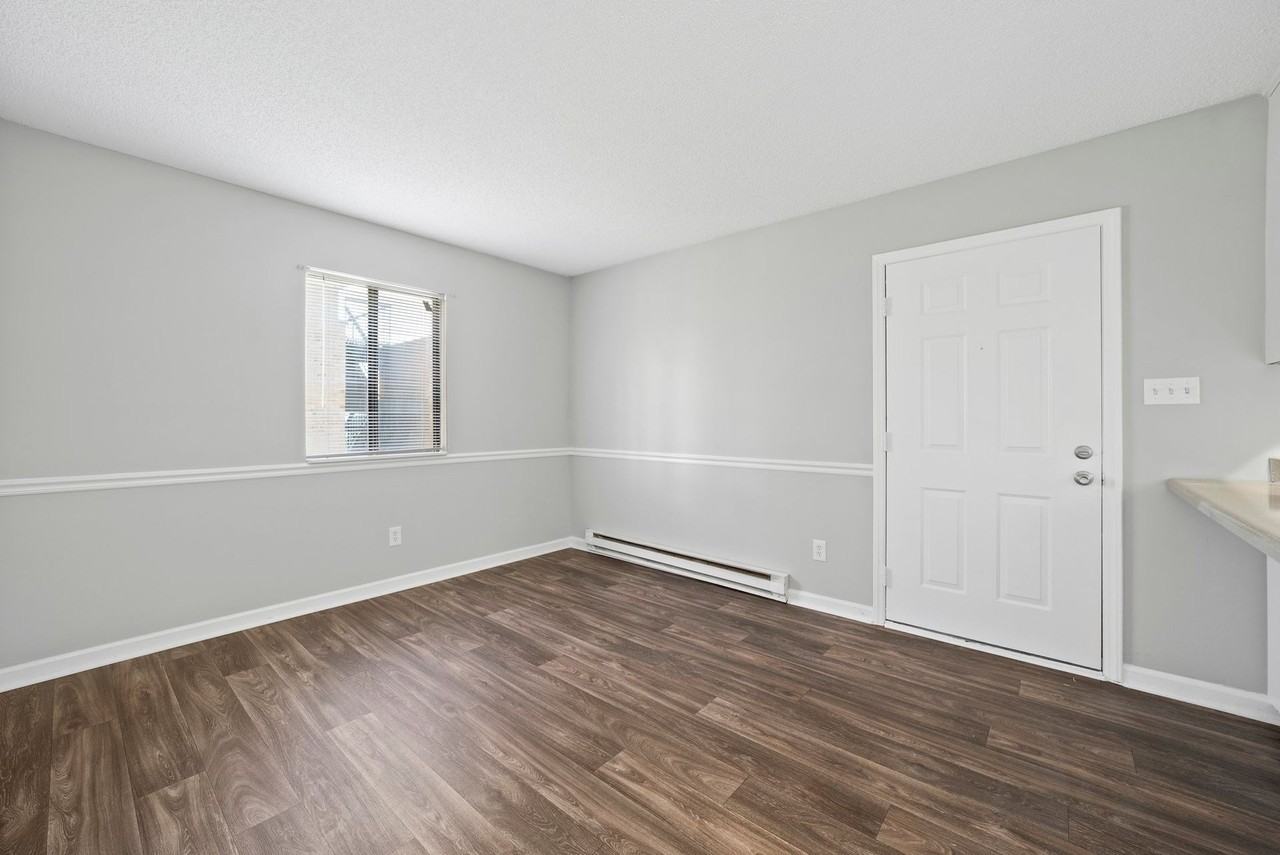 Mallard Creek Apartments - Photo 4 of 50