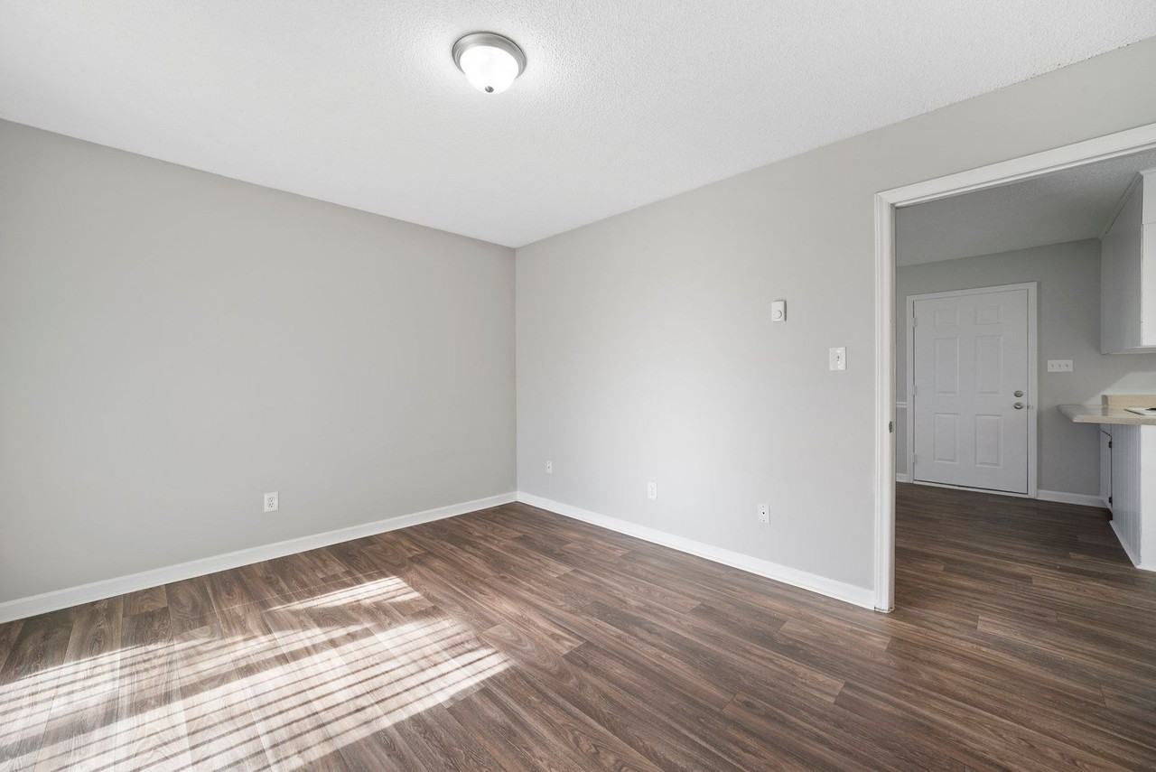 Mallard Creek Apartments - Photo 6 of 50