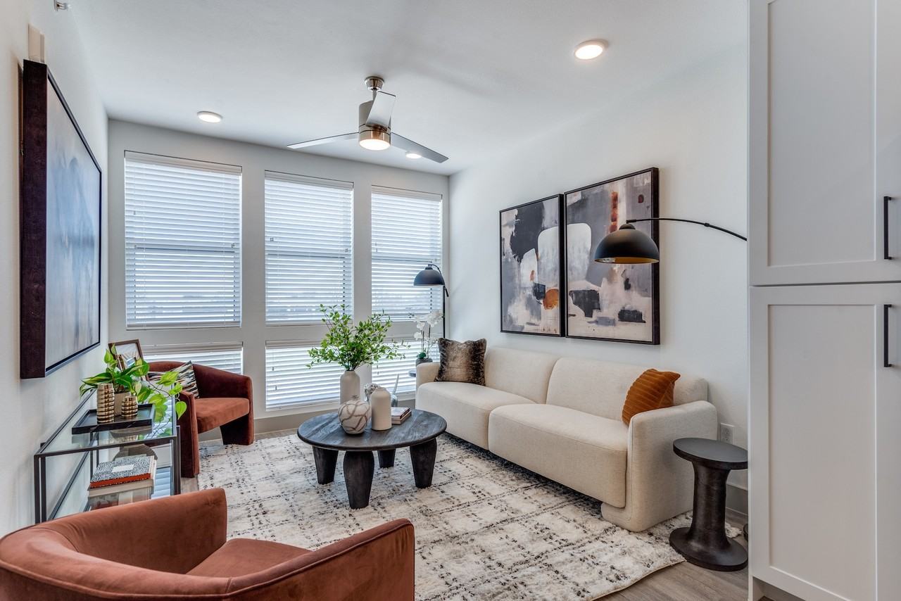 Bent Tree Lofts - Photo 3 of 39