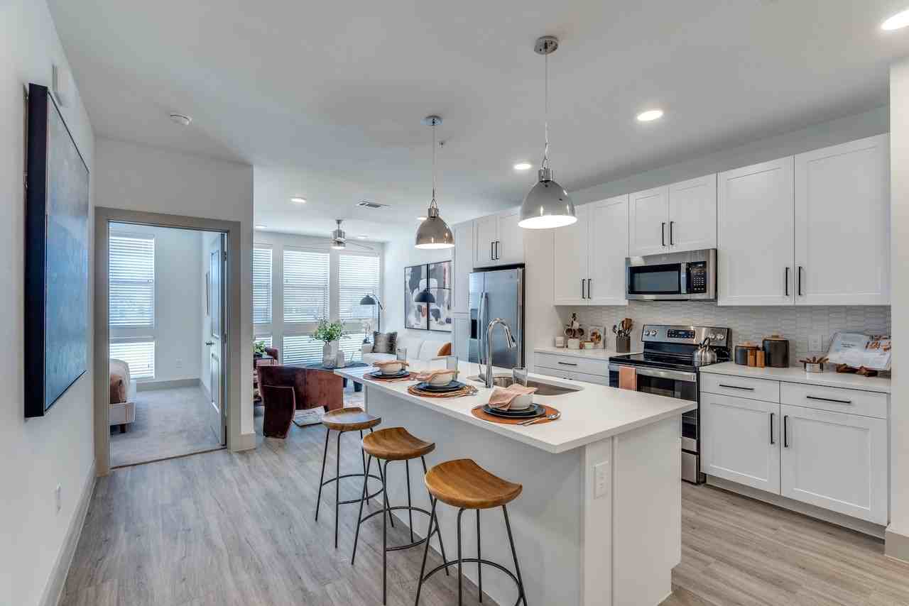 Bent Tree Lofts - Photo 4 of 39