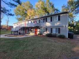 featured image of 713 Vardaman St